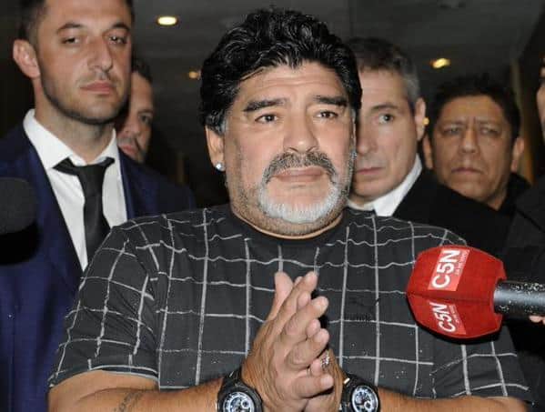 (VIDEO) Maradona, sensibilizado: "Cuando vuelva, iré por la FIFA"