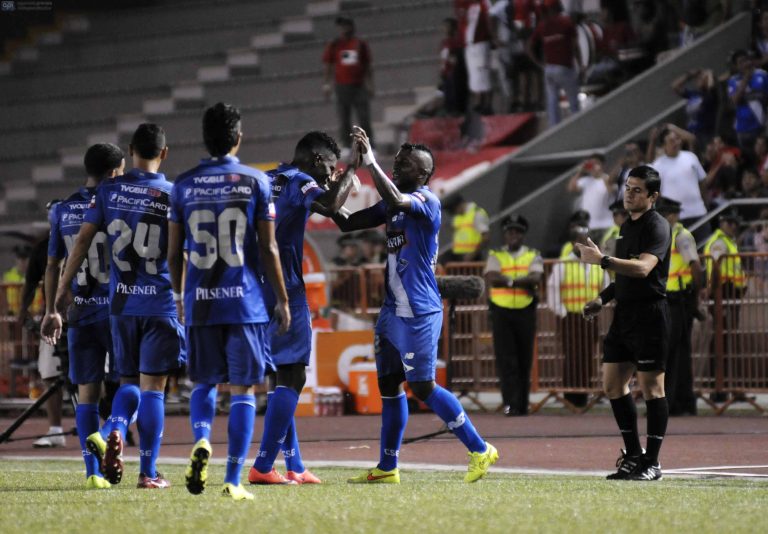 (VIDEO) ¡GOLEADA EN EL 'CHUCHO'! Emelec 'paseó' a River en Samanes