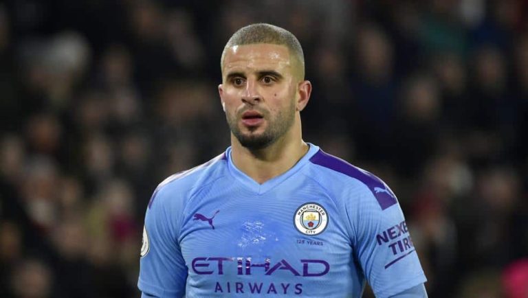 EN PLENA CUARENTENA: Man. City investiga a Kyle Walker por fiesta con prostitutas