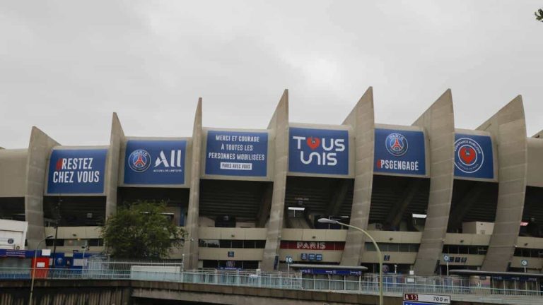 El caos se apodera del fútbol francés