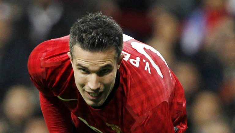 Van Persie revela que Van Gaal lo abofeteó en el Mundial de 2014