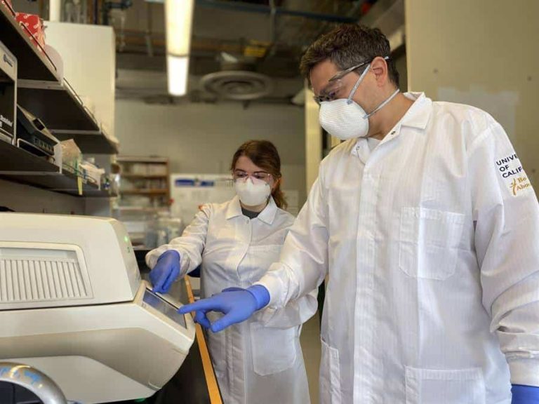 Un ecuatoriano lidera equipo que desarrolló un método pionero y de bajo costo para detectar el COVID-19