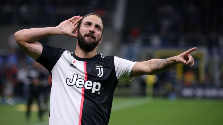 Gonzalo Higuaín sería tentado para dejar Juventus y jugar junto con su hermano