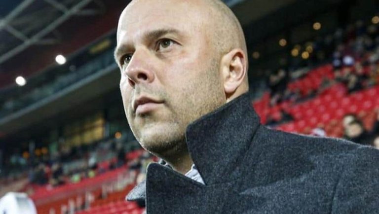 AZ reclama a UEFA el lugar del Ajax en la Champions