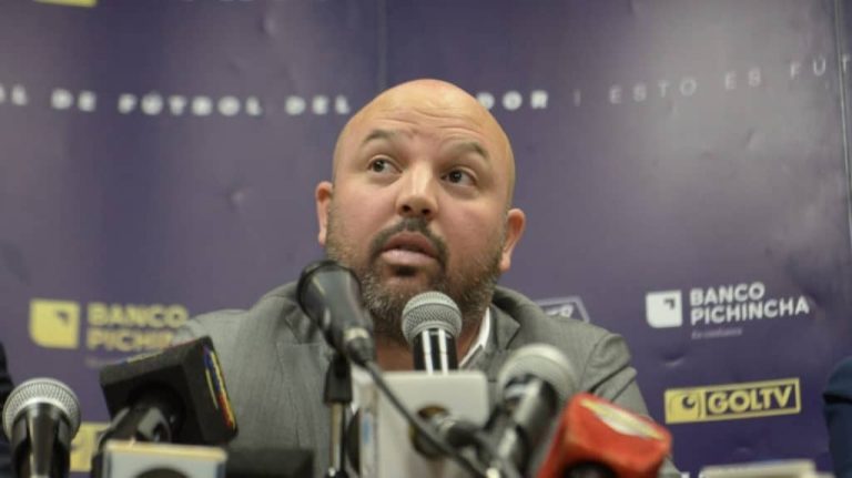 “Ya es innato que no me vuelva loco todavía”