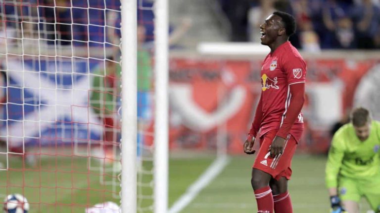 Jugador de la MLS denuncia trato racista de la policía en USA