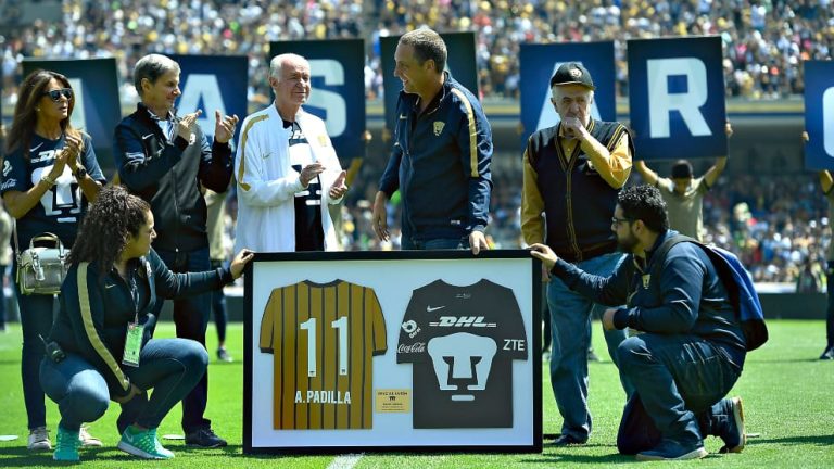 POR COVID-19: Murió ídolo del fútbol de México