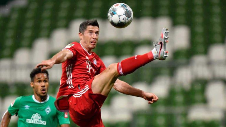 Lewandowski vende cara la Bota de Oro a Cristiano y Messi