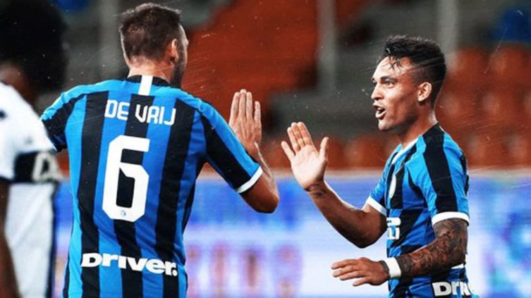 (VIDEO) Un Inter gris remontó en tres minutos y gana en Parma
