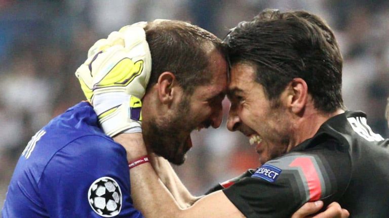 Juventus renueva a Buffon y a Chiellini