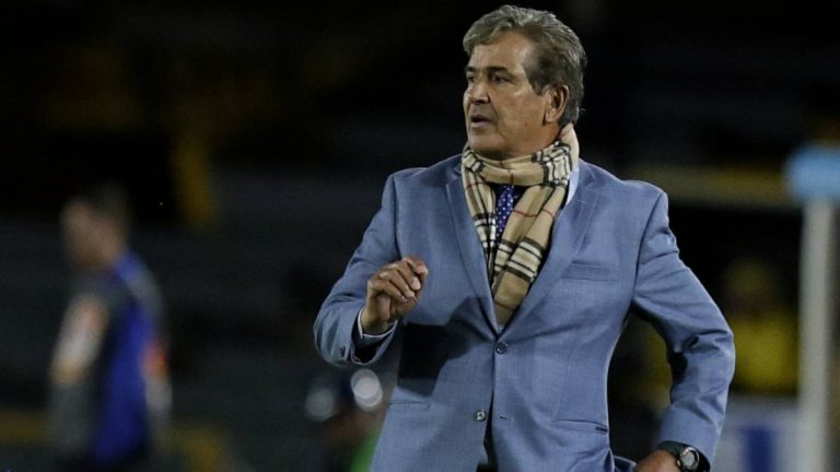 Emiratos Árabes confirma que contratará a Jorge Luis Pinto