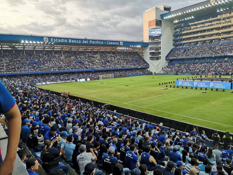 ¿Público en los estadios? “Una cosa es el deseo, otra es la realidad”