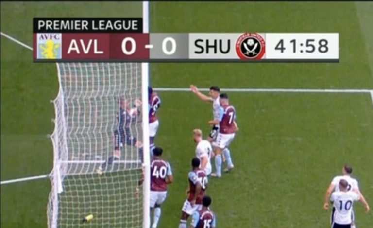 (VIDEO) Cruzó la línea, pero el reloj y el VAR no se dieron cuenta