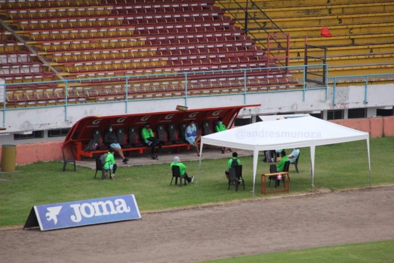 (FOTOS) Cumplieron su palabra: ¡Jugadores del Cuenca se negaron a entrenar!