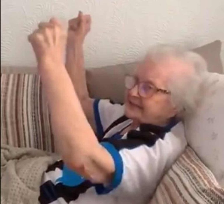 (VIDEO) La abuela que le ganó al coronavirus y deliró con el Newcastle