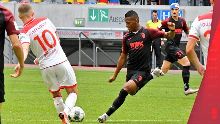 (VIDEO) GRUEZO TITULAR: El Augsburgo aseguró la permanencia en la Bundesliga
