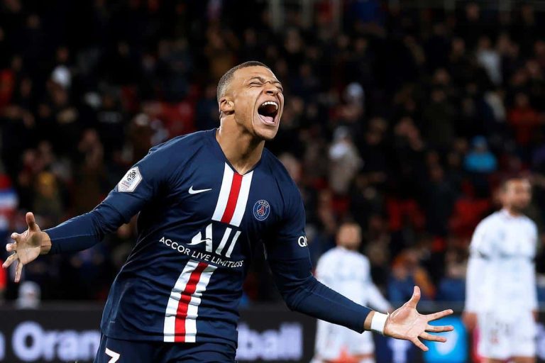 ¿Mbappé compañero de Stiven Plaza? Ronaldo: “Si pudiera lo llevaría”