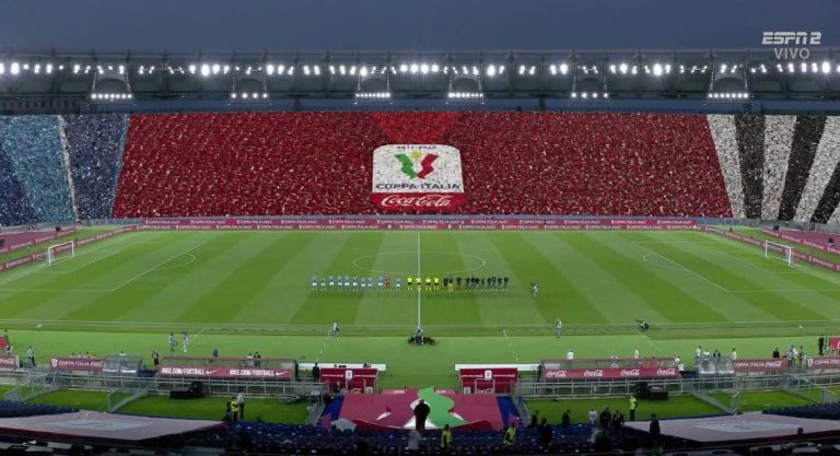 (VIDEO) Copa Italia: Hinchada virtual y “auto servicio” de medallas