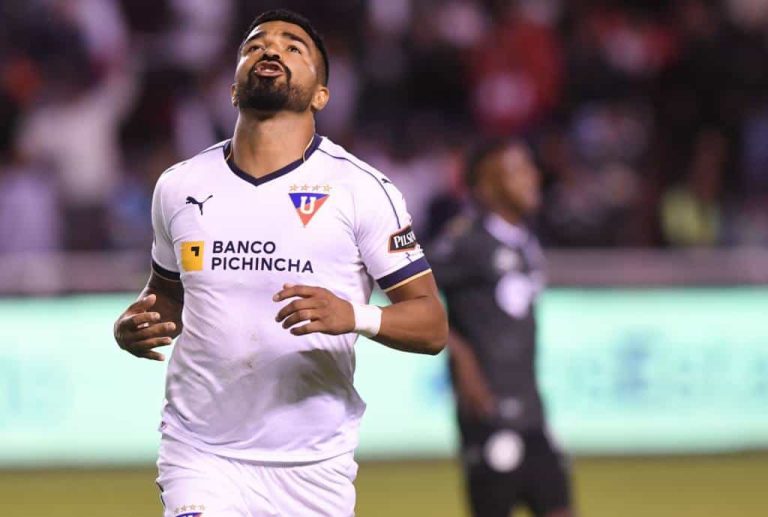 “Ni vale aclarar que estoy contento en LDU”