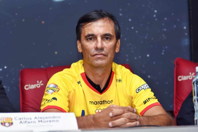 “No hemos pedido jugadores, tampoco desvinculaciones”