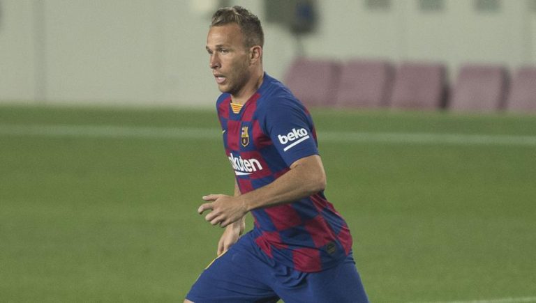 Arthur espera una última oferta irrechazable de la Juve