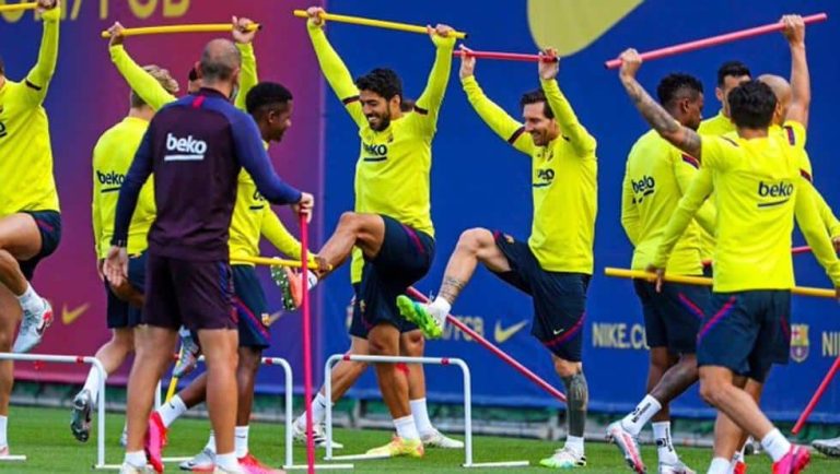 Messi volvió a entrenarse con el grupo