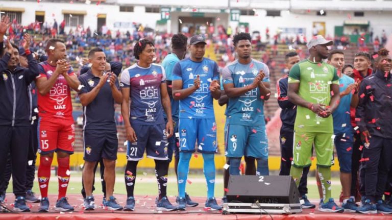 “Jalón de orejas” a El Nacional: algunos excedidos de peso