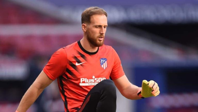 Ferdinand pide a Oblak para el Manchester United