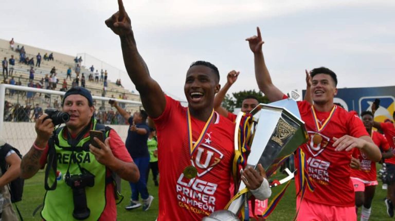 Reportan que Antonio Valencia estaría en planes de Boca