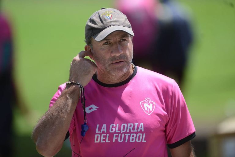 Eduardo Favaro, en la órbita de Macará