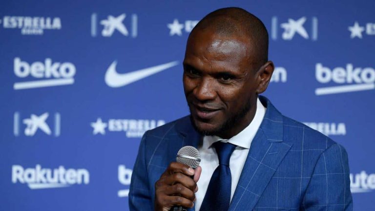 OFICIAL: Abidal se va del Barça