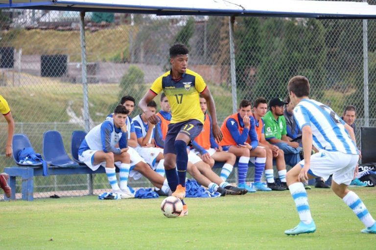 AL PARANAENSE: ¡Otro ecuatoriano al fútbol brasileño!