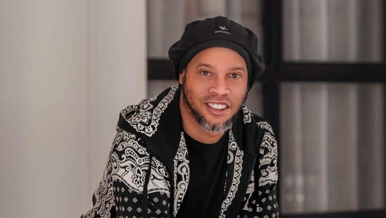 Anuncian que Ronaldinho volverá a Ecuador en Agosto