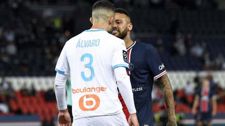 Neymar, dos partidos de sanción