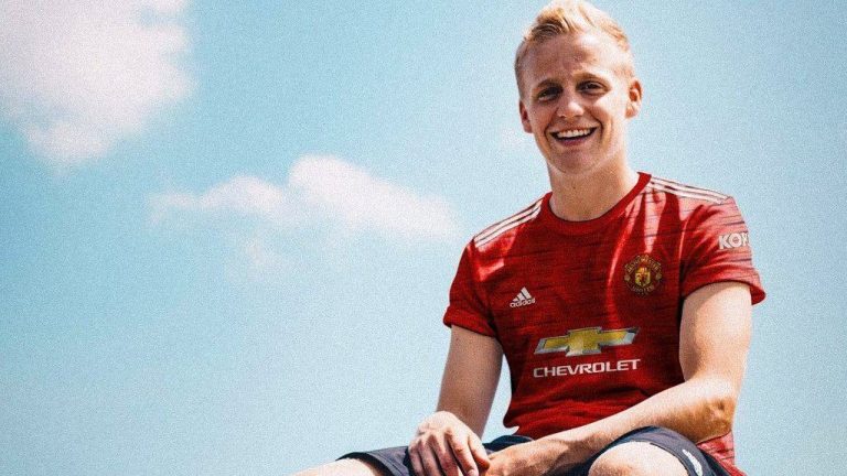 El Manchester United fichó a Van de Beek
