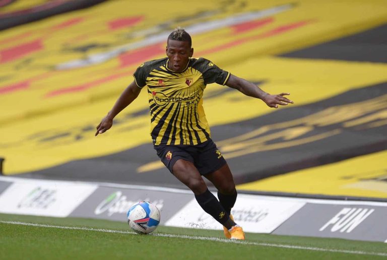 (FOTOS) EN FRENTE DE MOU: Pervis fue titular en amistoso ante el Tottenham