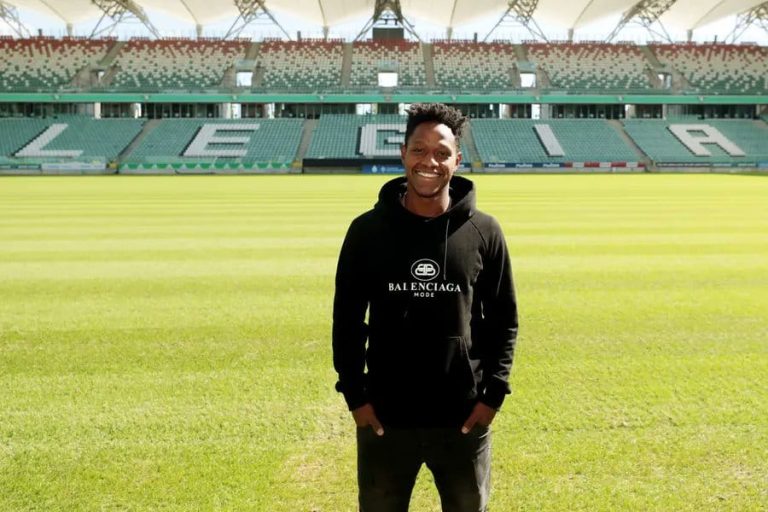 Joel Valencia ya jugó con el Legia por la Europa League