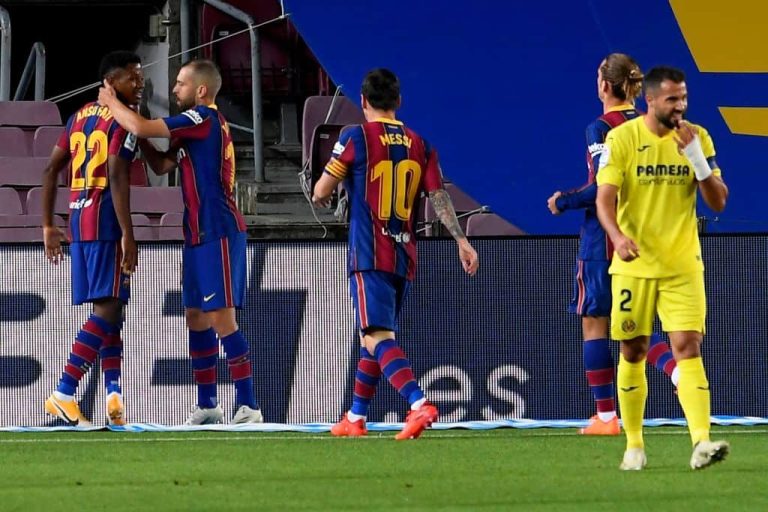 (VIDEO) Mala noche para Pervis Estupiñán… Barça goleó al Villarreal