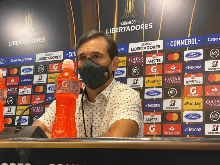 Bustos: “No estuvimos a la altura… nos faltaron 5 titulares”