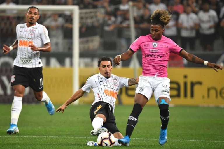 Boca sigue analizando a Ángelo Preciado