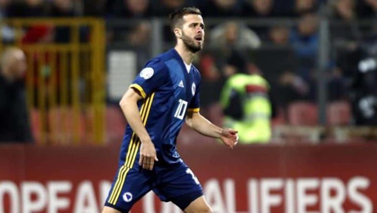 YA PUEDE TRABAJAR: Pjanic da negativo de COVID-19