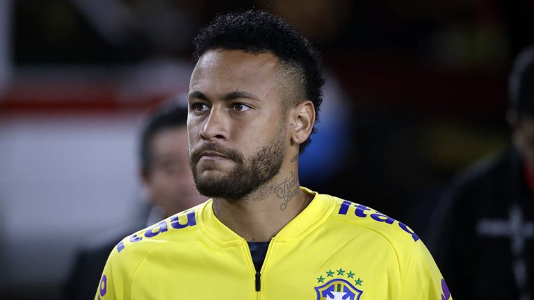 ALARMA EN BRASIL: Neymar no terminó la práctica
