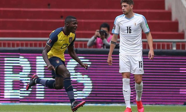 En Europa dicen que Moisés Caicedo “se comió” a Fede Valverde