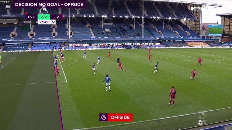(VIDEO) EL VAR DECIDIÓ EL CLÁSICO: Everton y Liverpool empataron en la Premier
