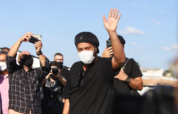 Ronaldinho, positivo por coronavirus