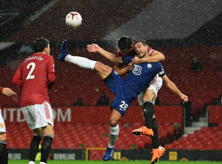 (VIDEO) ABRAZADOS AL EMPATE: ManUtd y Chelsea igualaron con polémica