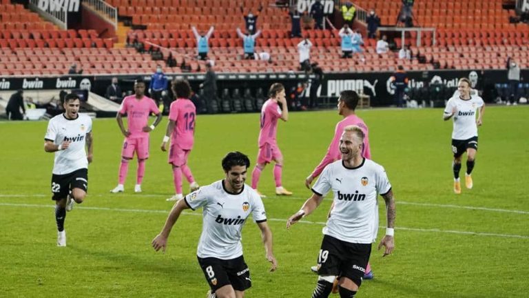 (VIDEO) Valencia aplastó al Real Madrid: 4-1
