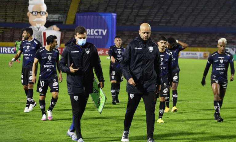 LISTOS PARA LA LIBERTADORES: IDV derrotó por la mínima a Técnico Universitario