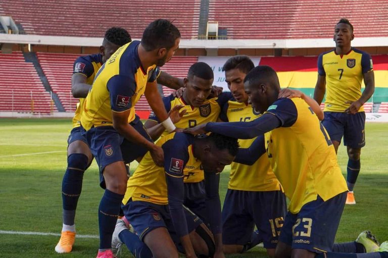 CON NOVEDADES: El 11 de Ecuador para enfrentar a Colombia