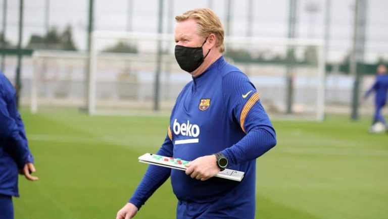 Koeman habla de la baja de Piqué y la opción de fichar